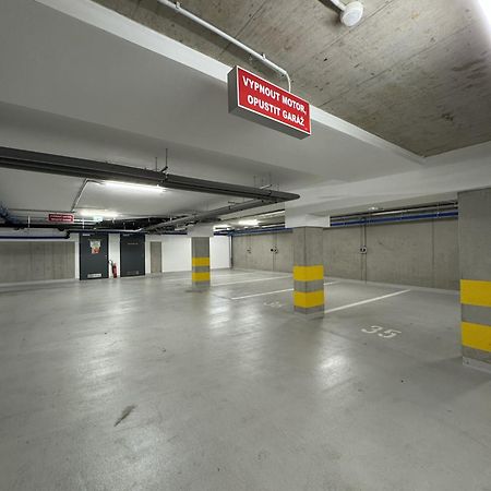 Gold Garden Terrace Apartment Brno Luaran gambar